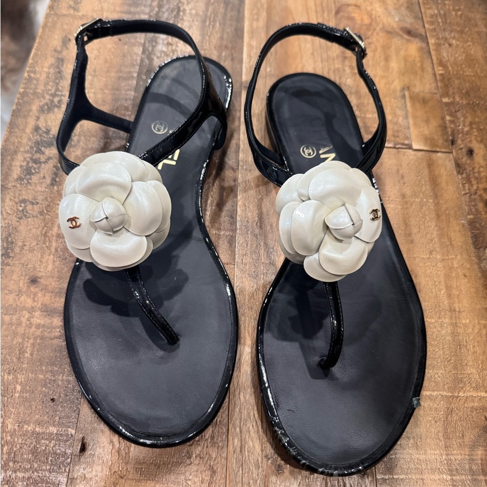 Chanel Black and White Women's Sandals